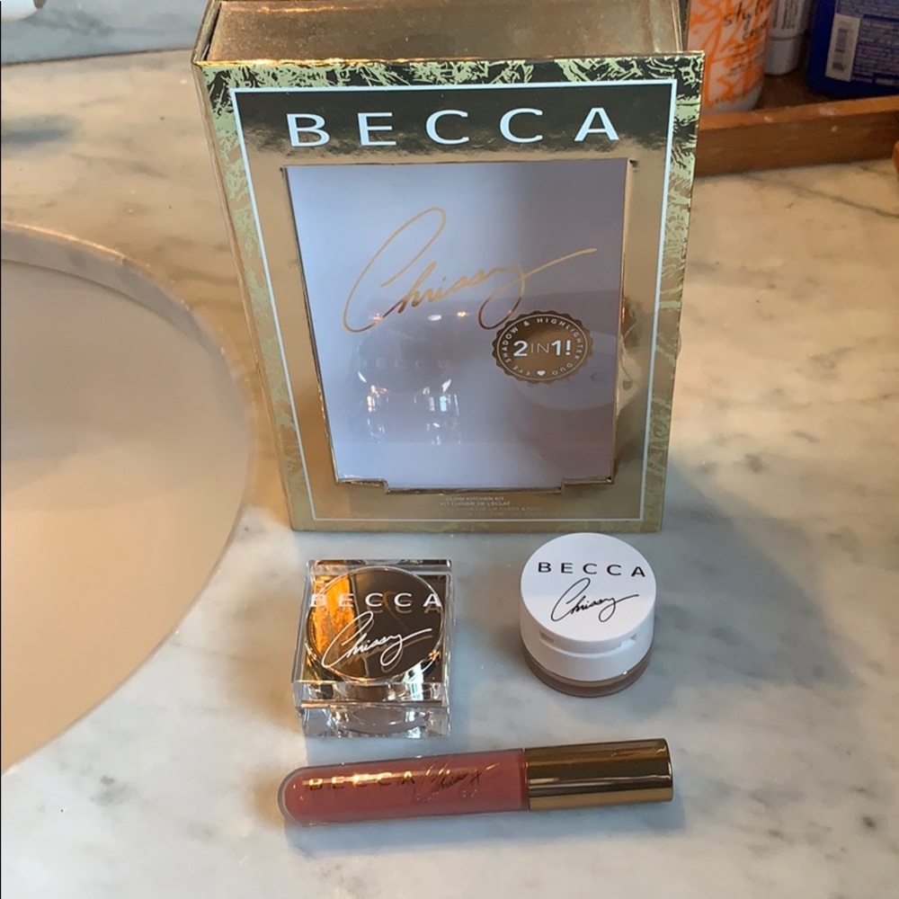 BECCA x Chrissy Glow Kitchen Kit
